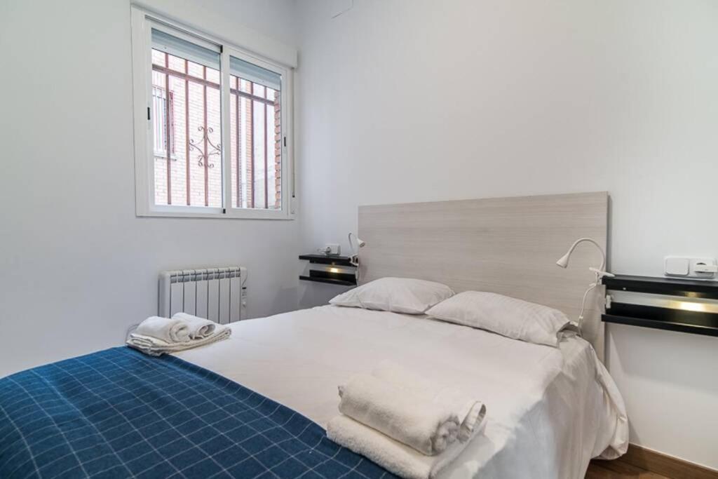 #15Pin-1 Apartamento De Un Dormitorio En Tetuan Madrid Exterior foto