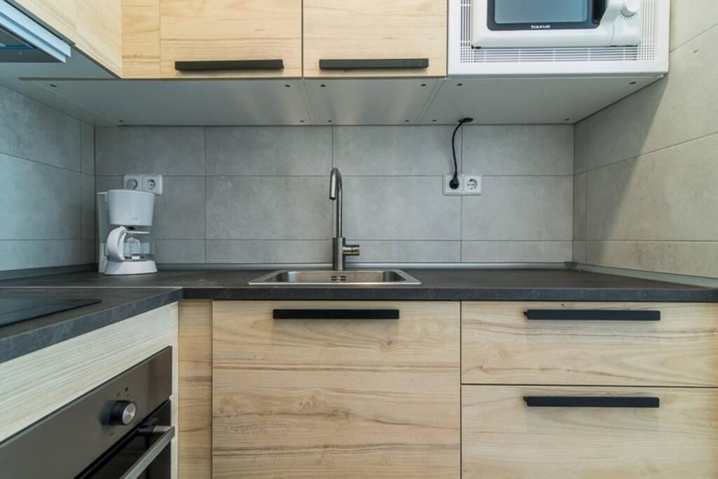 #15Pin-1 Apartamento De Un Dormitorio En Tetuan Madrid Exterior foto